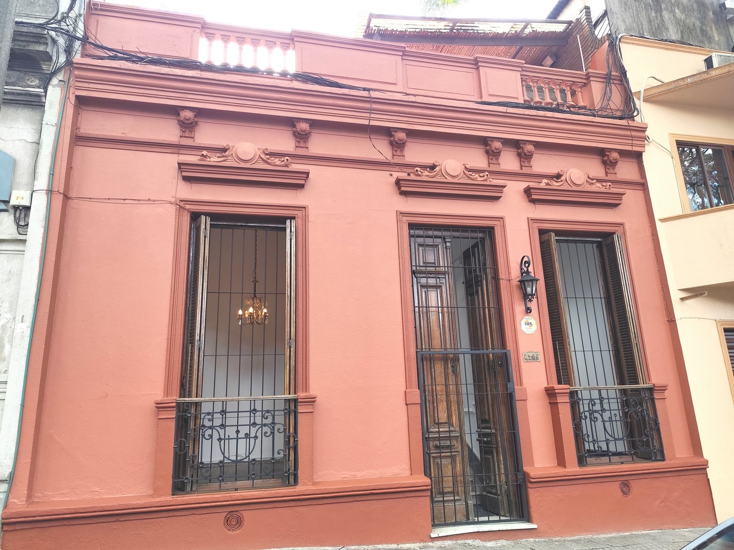 Venta Casa Parque Rodó  Solo INVERSORES  - Venta